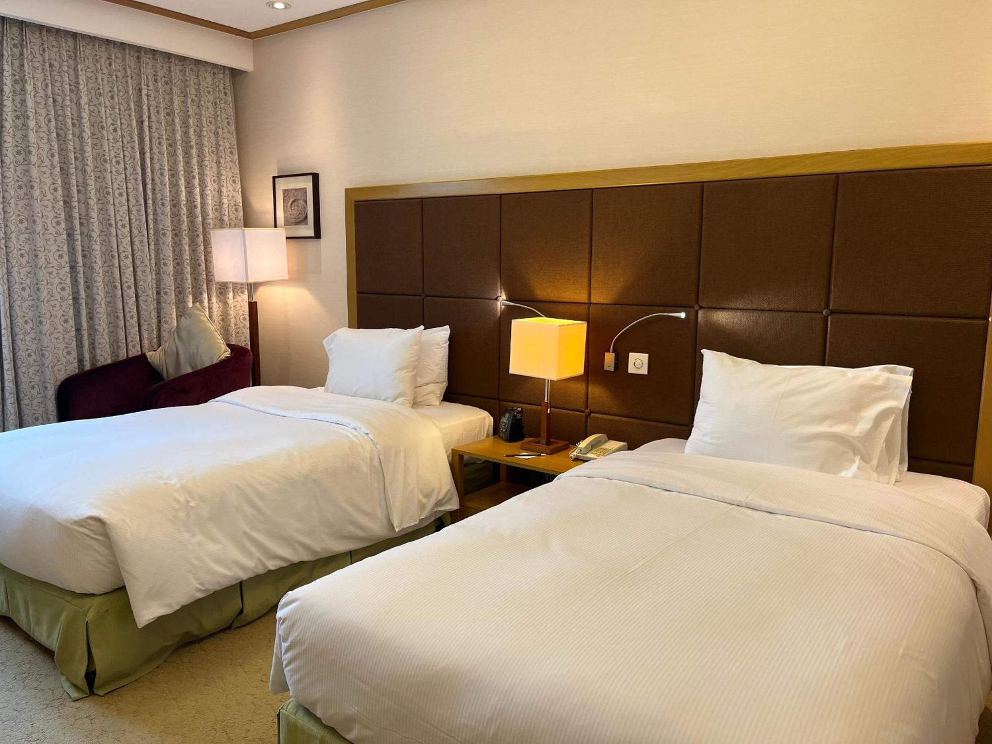 Hilton Garden Inn Hanoi Esterno foto